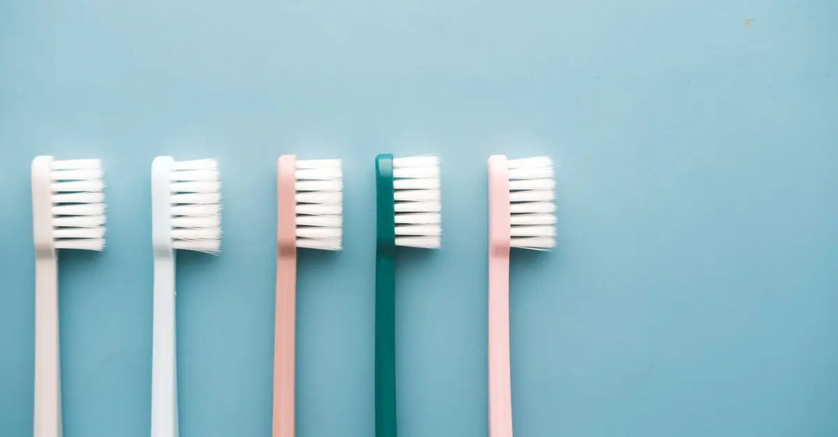 Salud Dental: ¿Qué Cepillo de Dientes es Mejor?