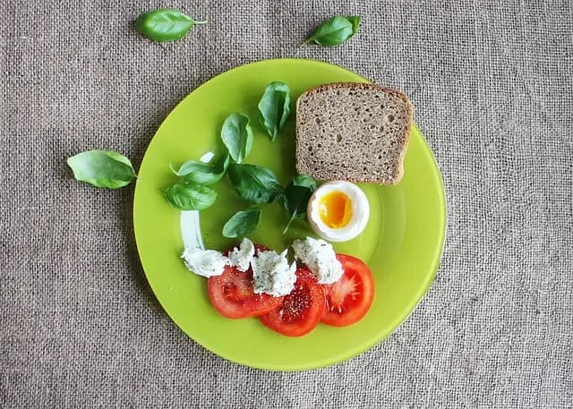 Cómo Aumentar tu Energía Naturalmente con Hábitos Saludables
