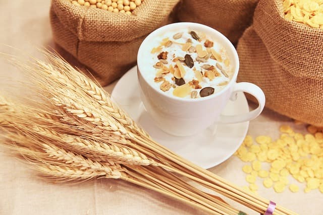 Cómo Fortalecer Tu Salud Emocional a Través de la Alimentación Saludable