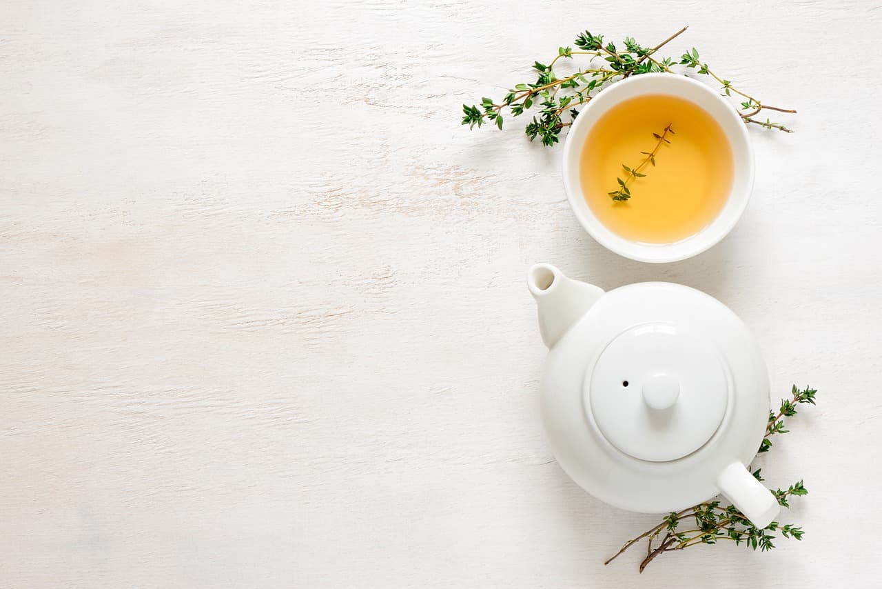 Cómo Preparar Infusiones de Hierbas para Mejorar tu Salud