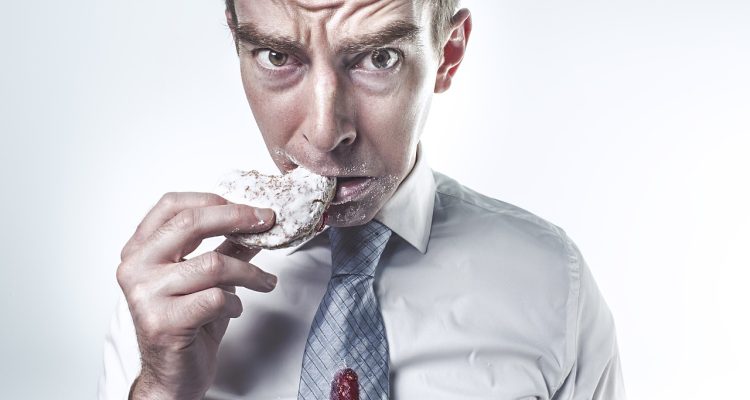 descubre el arte de la alimentación consciente con nuestros consejos y técnicas. aprende a saborear cada bocado, a escuchar a tu cuerpo y a disfrutar de una relación más saludable con la comida.