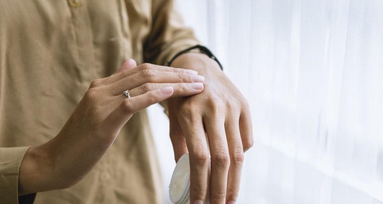 descubre la importancia del autocuidado emocional y aprende estrategias efectivas para cultivar tu bienestar mental y emocional. encuentra herramientas y consejos que te ayudarán a gestionar el estrés, mejorar tu autoestima y fomentar relaciones saludables.